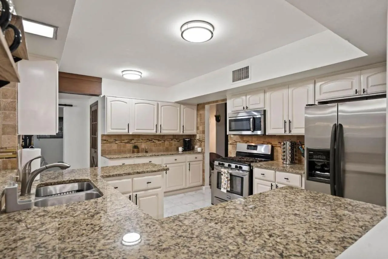 Dom wakacyjny Oak Scottsdale - Boho Scottsdale Oasis Getaway-Pool-Hottub-Zenroom Stany Zjednoczone Ameryki